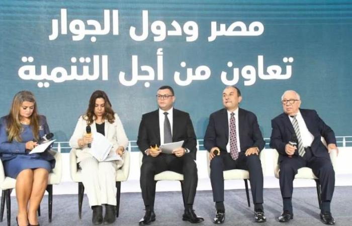 وزير الإسكان: حجم مشروعات التنمية العمرانية صقل مهارات شركات المقاولات المصرية