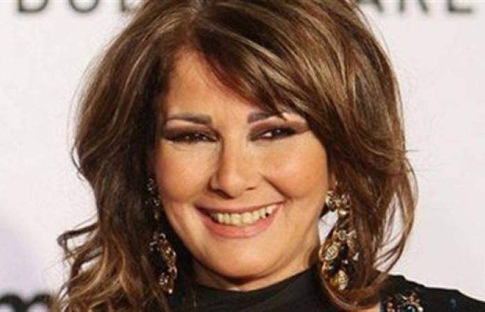 الفنانة اثار الحكيم تتصدر التريند بعد تعرضها لوعكة صحية